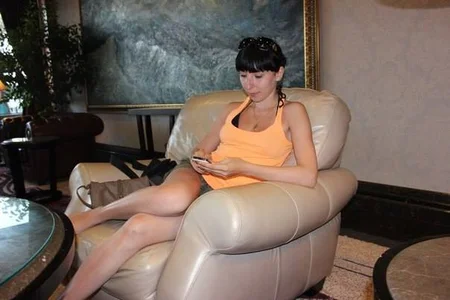 WowpornooのPublicの枚の写真