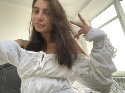 Ashley-Urban No makeup Pic