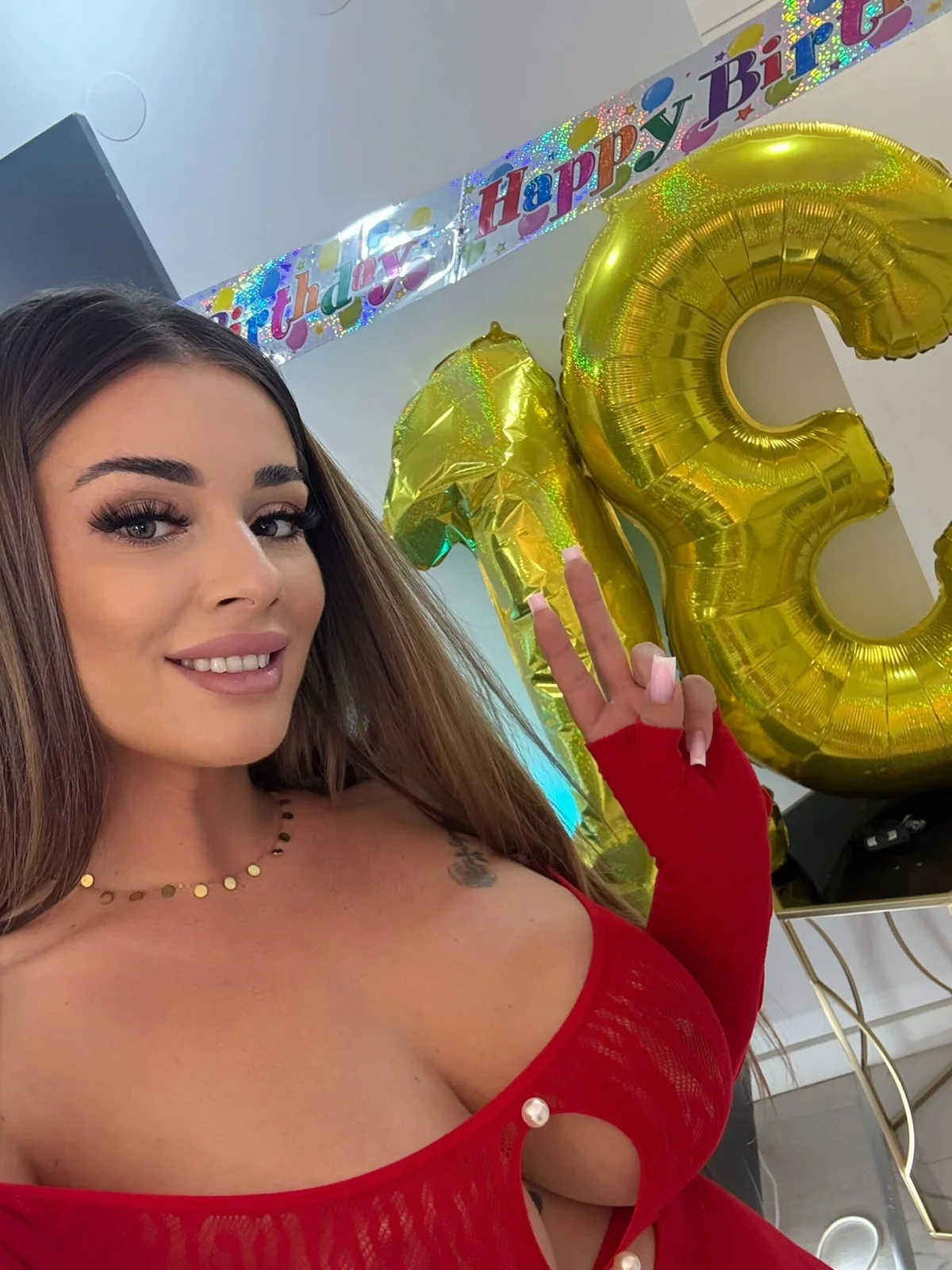 IsabellaEtthan Набираща популярност снимка 6190