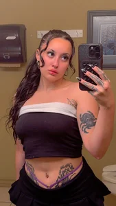 Violet_Spider_ Public Pic 6