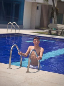 Mike_Benelli Sun ☀️ and pool 🌊 зображення 5
