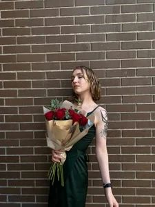 Annie_Leone Public  2টি ছবি