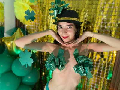 sweetieandjuicyy HOT Saint Patrick's Day 💚 Pic 8