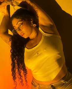 antonelllepiercee JEAN DAYY💛🍑 Pic 6