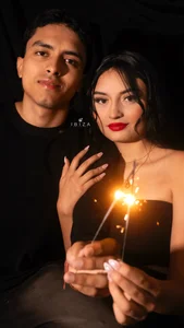 samantha_and_williams kullanıcısının ✨ New Year! albümü -  2 fotoğraf