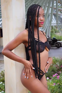 kata_hazel: I'm fucking rich ( 3 фото)