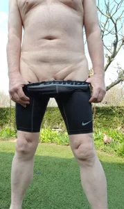 uncle243In the garden Bild 8