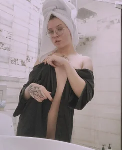 MY LIFE🤍 od royce_ghost1  2 snímek