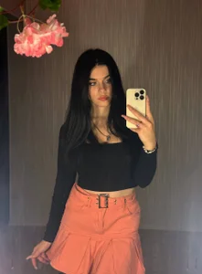 JeniceSourwine What do you think of my new hair color? 🖤 Pic 8