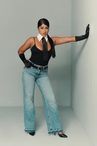 JessicaWilliams1 Denim. Pic 4