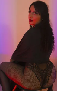 ladyraing Public Pic