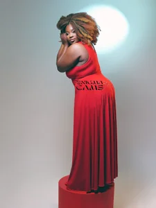 Zdjęcia ebony_NeighborMoans Presence and elegance in pleasure:  2