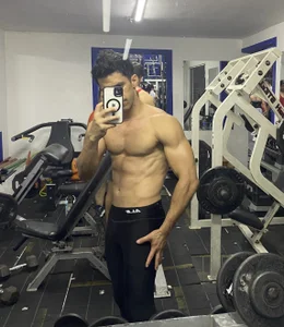 JoseRumbero26 Gym Pic 2