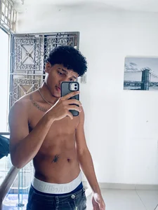 Public de Iaan_David  4 Imagens