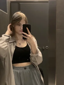 DreamyGleam Public Pic 3