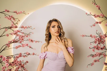 IrisLayne Can You Resist This Body? 圖片 6