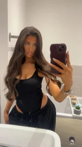 EvelynnRosee Public Pic 9