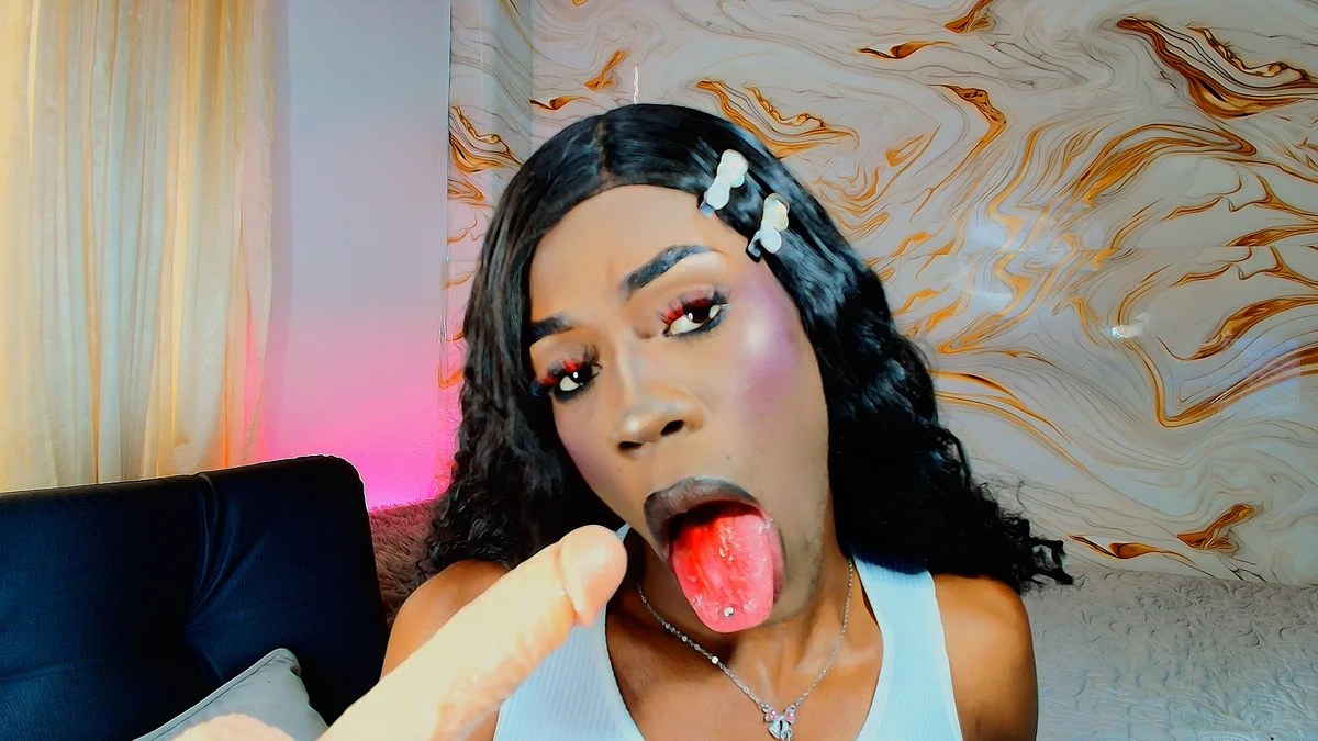 Ảnh Thịnh Hành của EbonyHansNight 3924