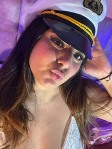 Emiily_Grace ⚓ Foto 2
