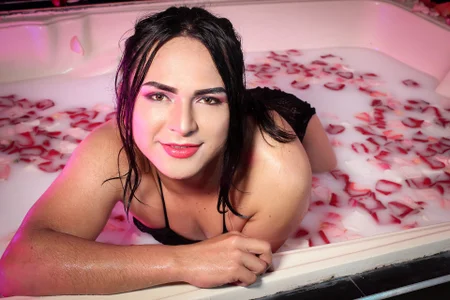 IrisDurand bathe with me صورة واحدة|IrisDurand bathe with me صورتان|IrisDurand bathe with me  4 صور|IrisDurand bathe with me  4 صورة