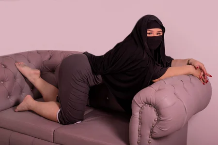 _zharaa Public slika 5