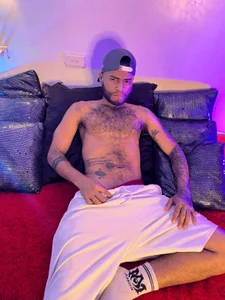 AXionX: Public ( 3 фото)