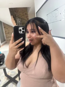 IvannaaVega: looking beautiful and sexy😳💋 ( 4 фото)