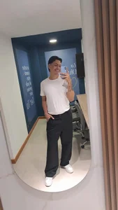 tommyy- Mirror Foto 4