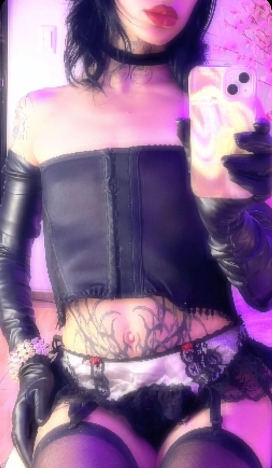 MadisonWood01If you were here now, I don't know if I could control myself .✨😈图片 3