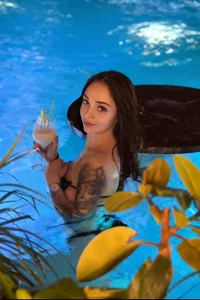 ⌛️ de AmyBlackk  4 Imagens