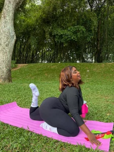 samylorenss My fitter side also seduces 🌞 Bilde 2