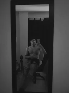 bick_jhonn in the dark зображення 3