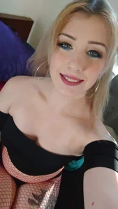 Kristinekash's XXX Nude Photo 6