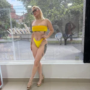 CandieGilson__ A pretty yellow 💛 圖片 2