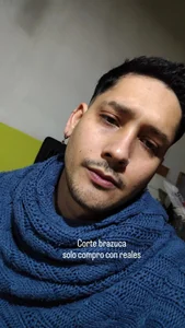 Abruptoinusual Public Foto 4