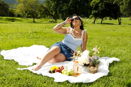 sophiaamethystt Picnic day Pic 9