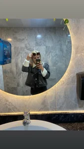 mirror and sunglasses xx de ElsaSnowxox Foto