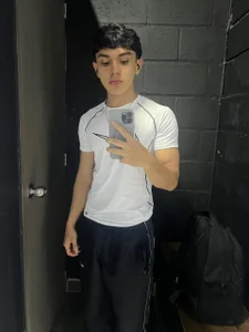 _TaylorBlack kullanıcısının 💘💦 albümü -  2 fotoğraf