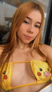 Lezy_ SPECIAL SHOWS Pic 2