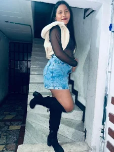 Andrea_AlbaradoPublic图片 2