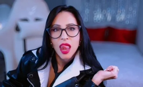 leillaMurrayy Be grateful and generous with the Goddess Poză