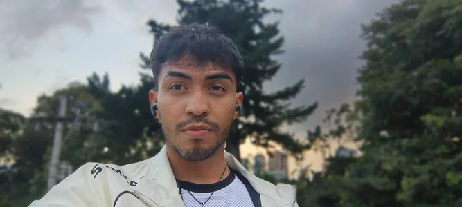 Aziel_Jenner Public Fotka 3