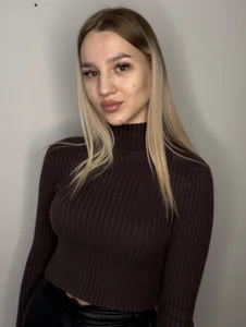 Public od DenaVenditti  4 snímek