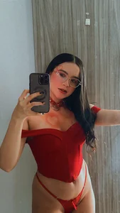 Alisson_Beckett my 🤤👹😈 Immagine  9