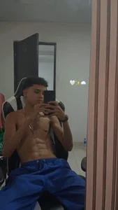 michael_top1 Public Pic 5