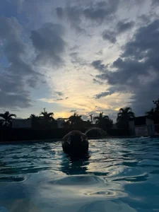 Blair_BigTits Pool Day💙💦 Gambar