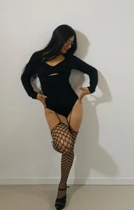 BrendaRojas_ Stop looking and start feeling… come in with me and I'll show you 😈 Pic