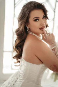 easternbeautyy broken one but happiest one Pic 3