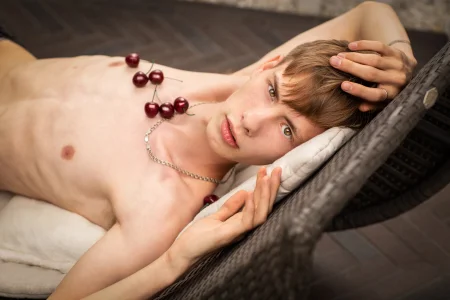 ERICK__DEEN How do you like my outfit? Pic 2