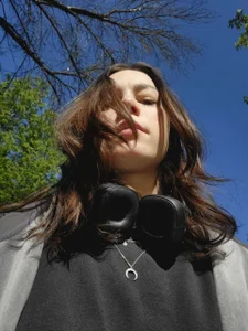 EleneBrach Strolling Pic 4